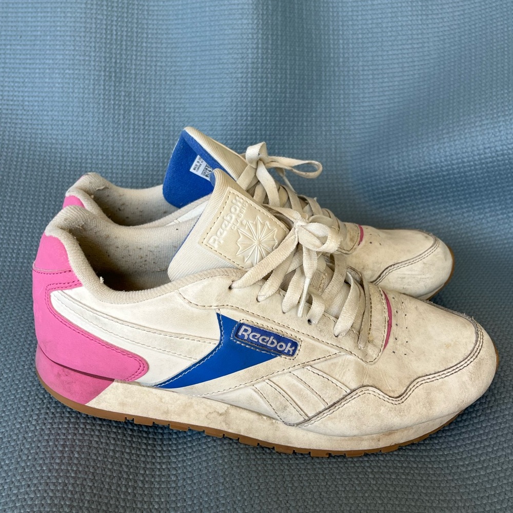 Reebok Classic Leather Sneakers – White/Pink/Blue – Women’s Size 8.5